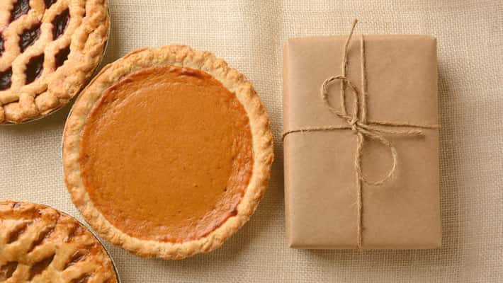 TitleHoliday Pies and Parce